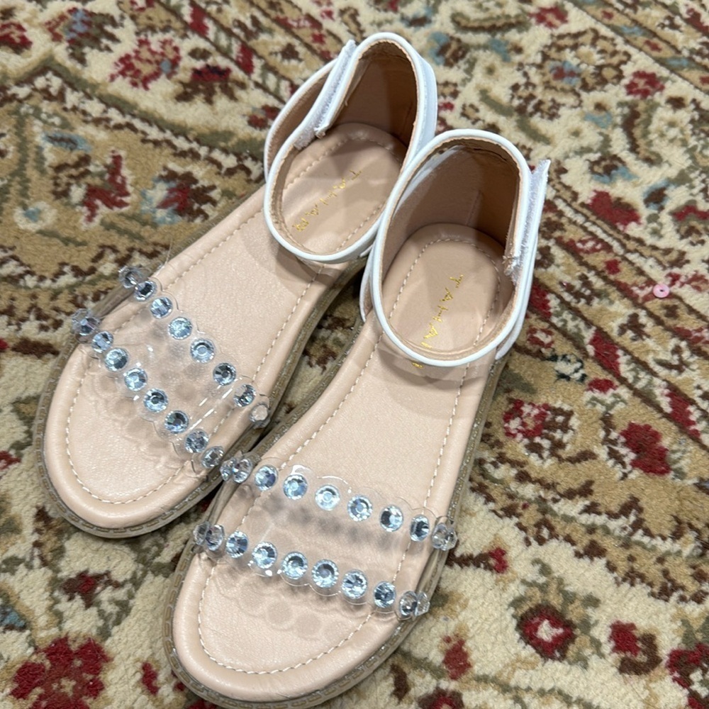 Tahari girls sandals